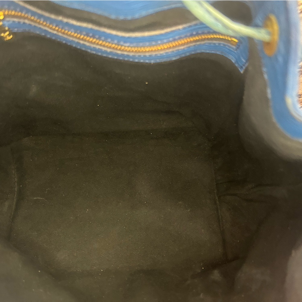 Louis Vuitton Epi Noe Bucket Bag with unbranded Dust - Picture 16 of 16